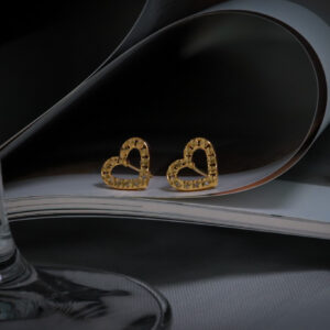 Phoebe Heart Earstuds - Image 4