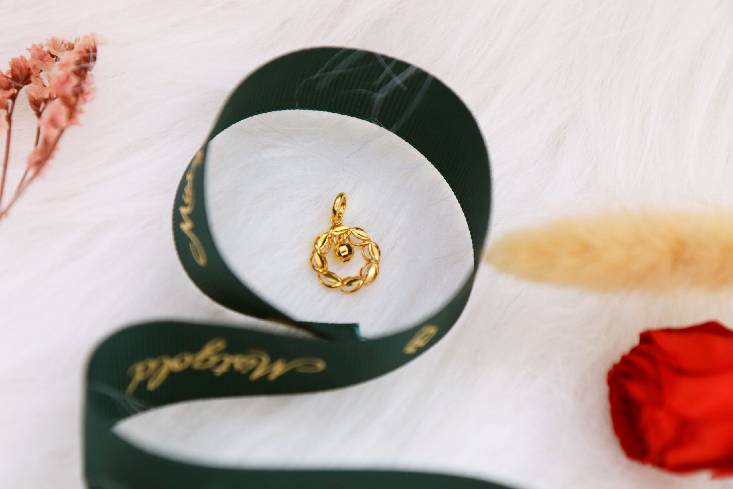 Holly Loop Pendant - Image 2